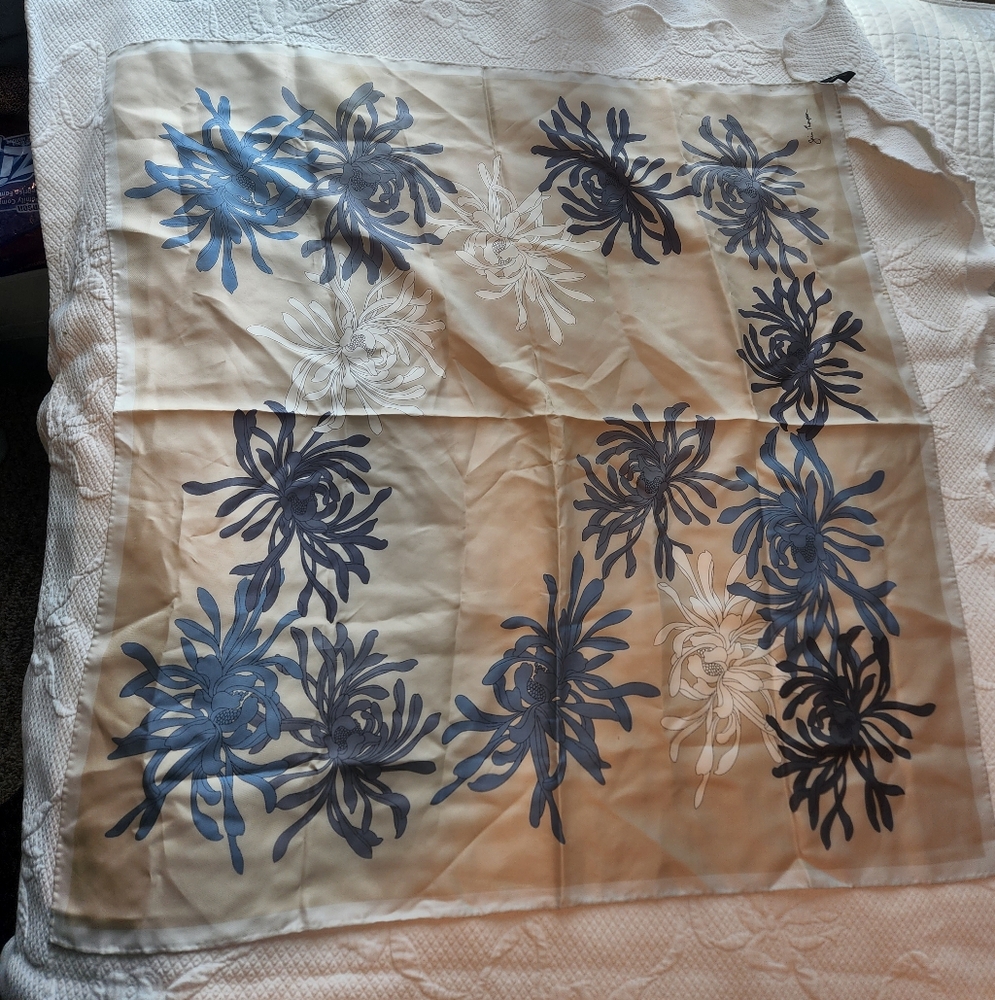 Thompson Cream and Blue Silk Accessory
